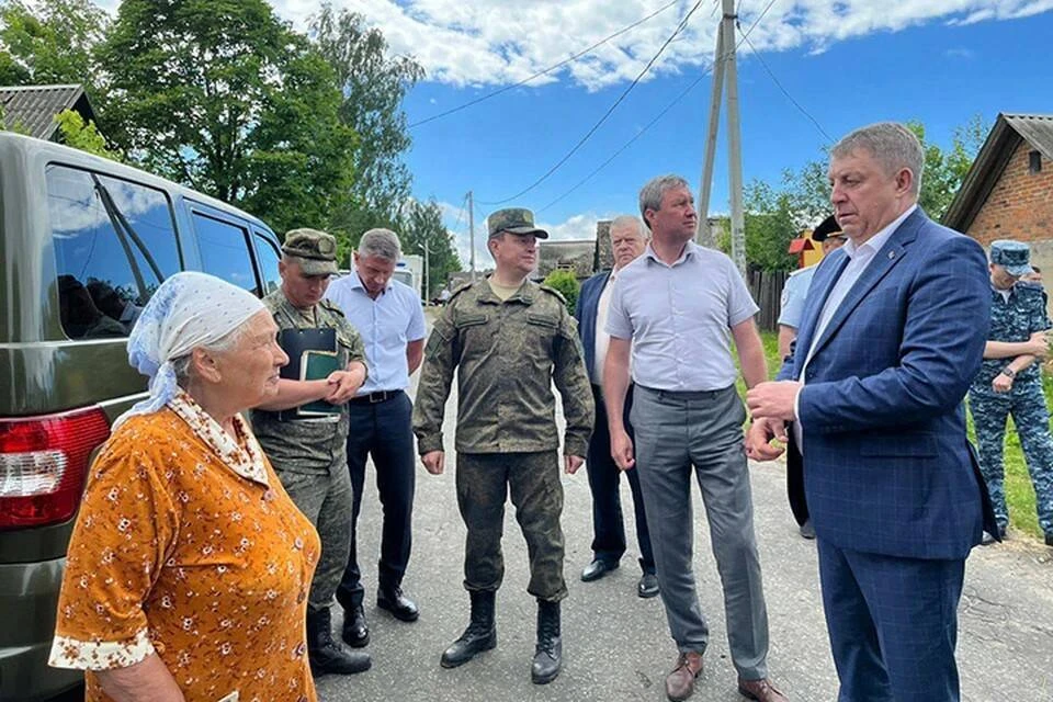 Губернатор Брянской области сообщил, что ВСУ обстреляли село Займище из ракетного комплекса "Точка-У" Фото: Александр Богомаз