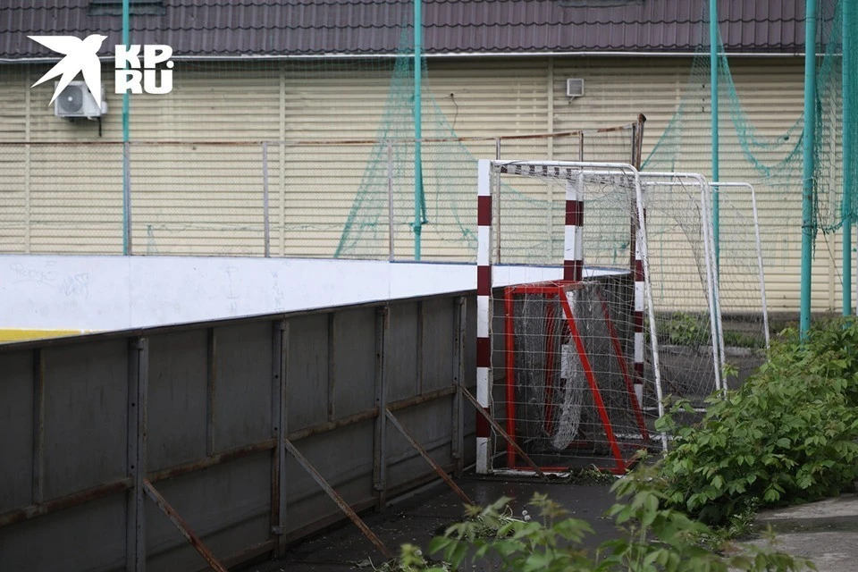 В Красноярске из комы вышел мальчик, на которого упали футбольные ворота