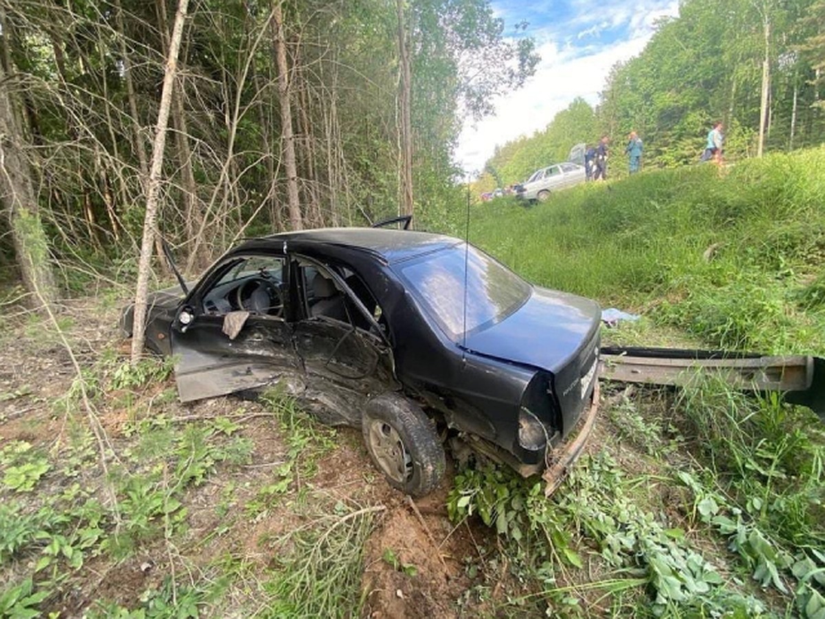 В Вятскополянском районе один человек погиб и четверо пострадали в ДТП -  KP.RU