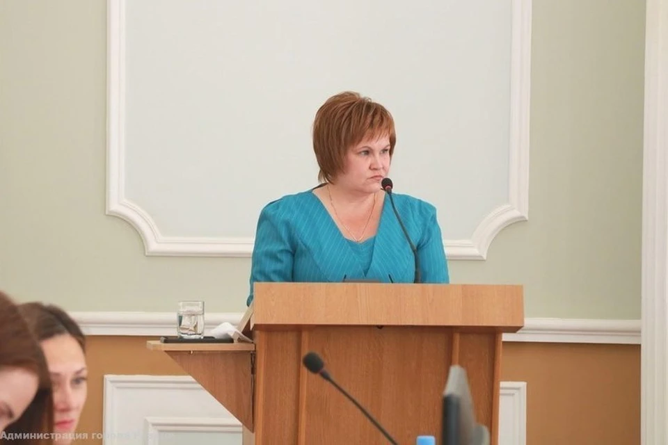 Елена Сорокина предоставила развернутый годовой отчет о проделанной администрацией работе.