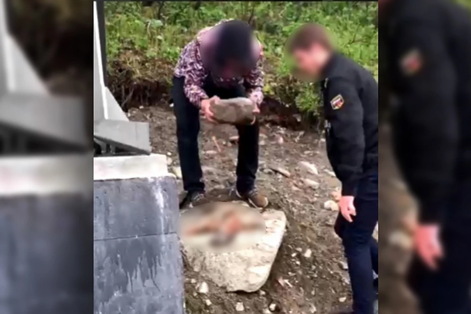 Молодые люди сняли свой ужасный поступок на видео. Фото: скрин видео vk.com/kirap51