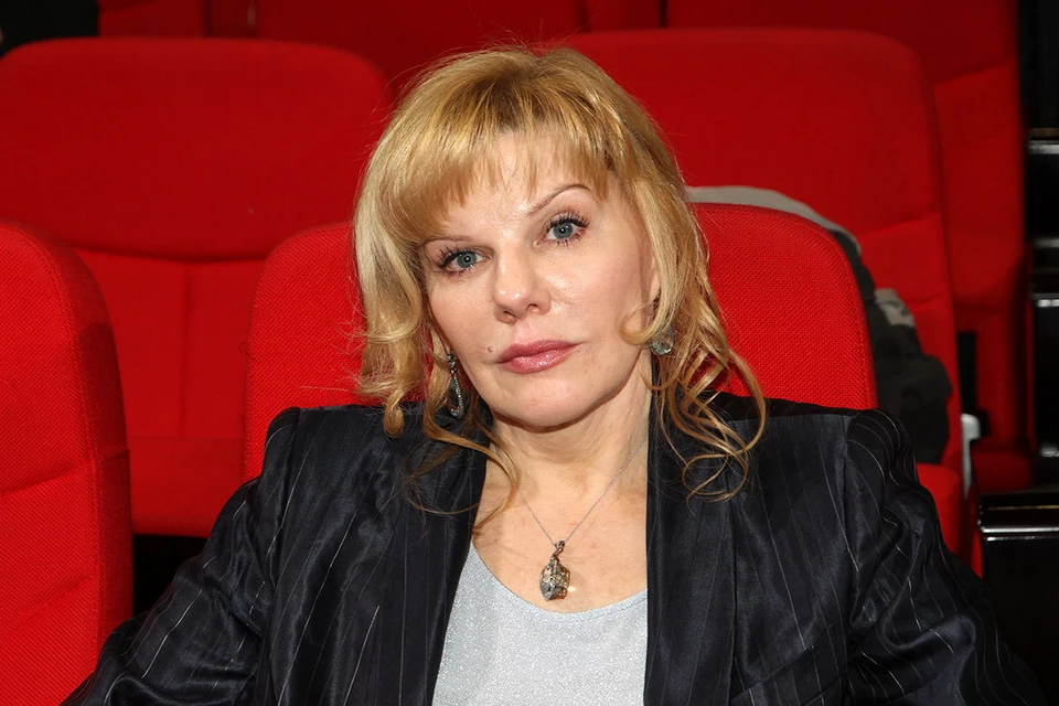 Дочь режиссера Марка Захарова – актриса Александра Захарова судится с родным театром «Ленком»