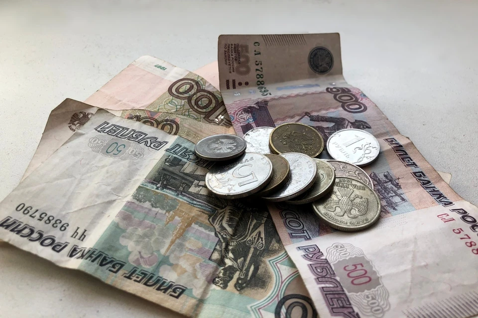 Горе-отец задолжал сыну по алиментам 244000 рублей
