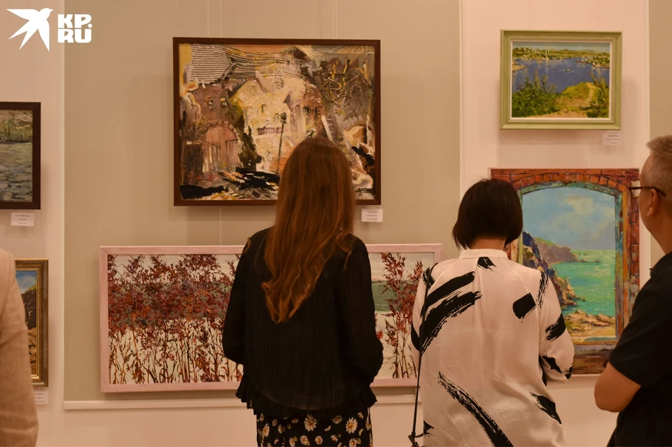 Выставка «Нарисованный Владивосток» будет радовать гостей до 15 августа.