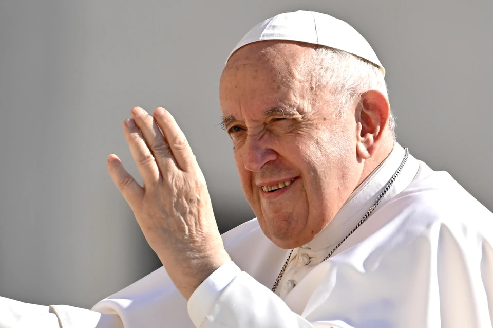 Папа Римский заявил, что миру нужно переосмыслить понятие "справедливой войны"