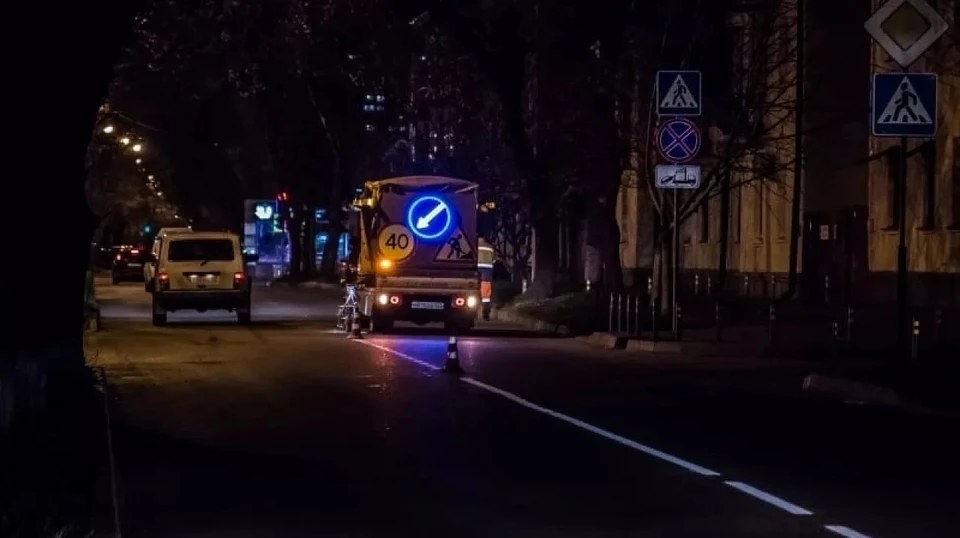 К началу учебного года вблизи 102 соцобъектов Краснодара обновят дорожную разметку. Фото: пресс-служба администрации Краснодара