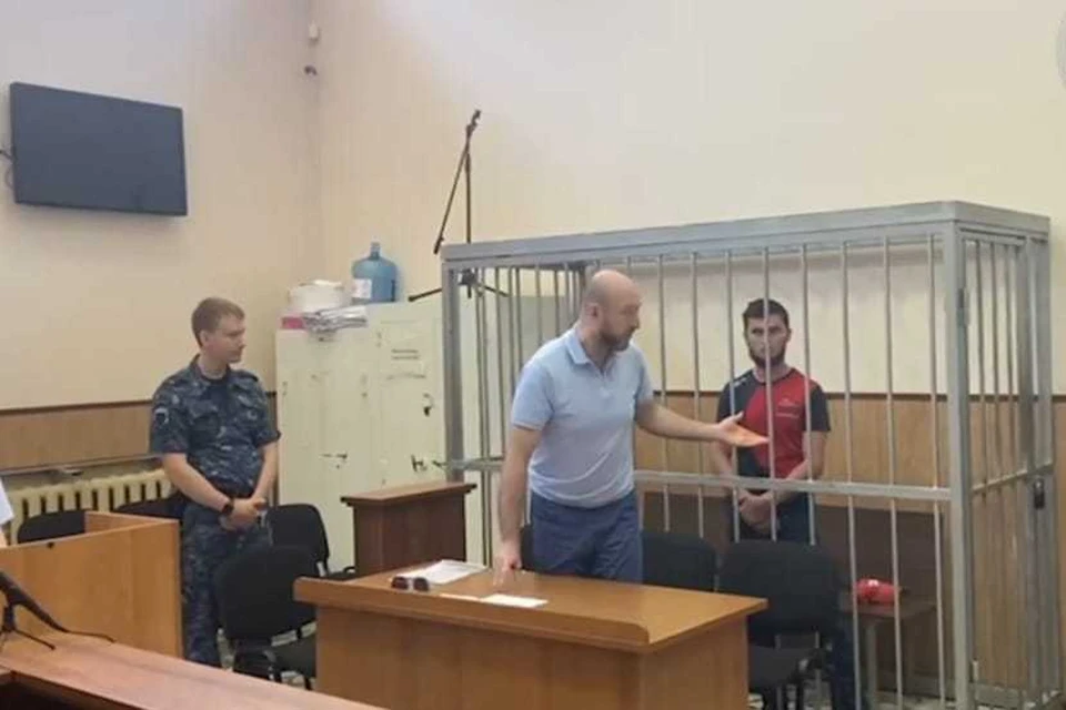 Мужчине также назначили 1 месяц и 30 суток ареста Фото: Объединенная пресс-служба судов Краснодарского края