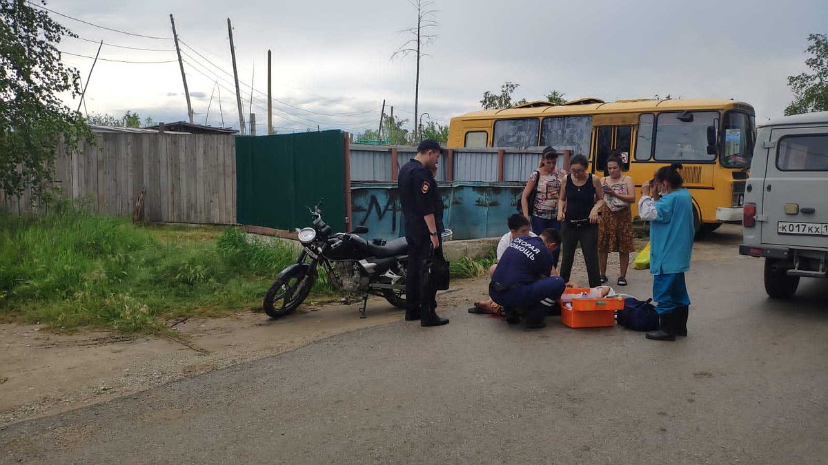 В Якутии подросток не послушался родителей и разбился на новом мотоцикле  отца - KP.RU