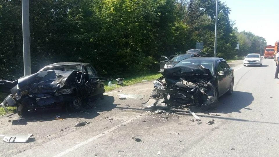 В ДТП пострадали две несовершеннолетние девочки
