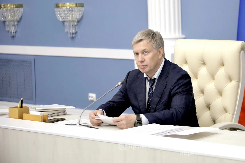 Решение озвучил губернатор Алексей Русских