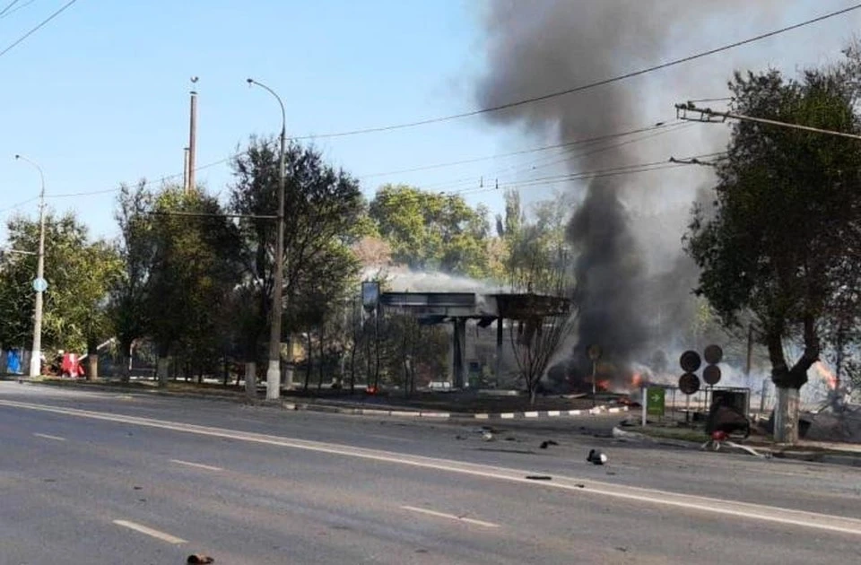 Во время взрыв погиб пожарный.