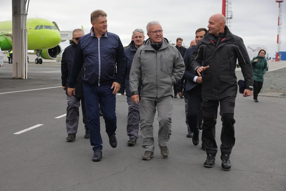 Губернатор Красноярского края и полпред Президента прилетели на Таймыр. Фото: пресс-служба правительства края
