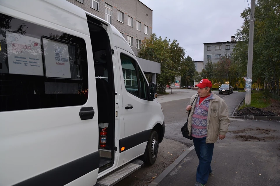К слову, с сентября 2021 года курсирует медицинский шаттл сообщением «Ковдор - Мончегорск», а с мая 2022 года - сообщением «Зеленоборский - Кандалакша». Фото: Правительство Мурманской области
