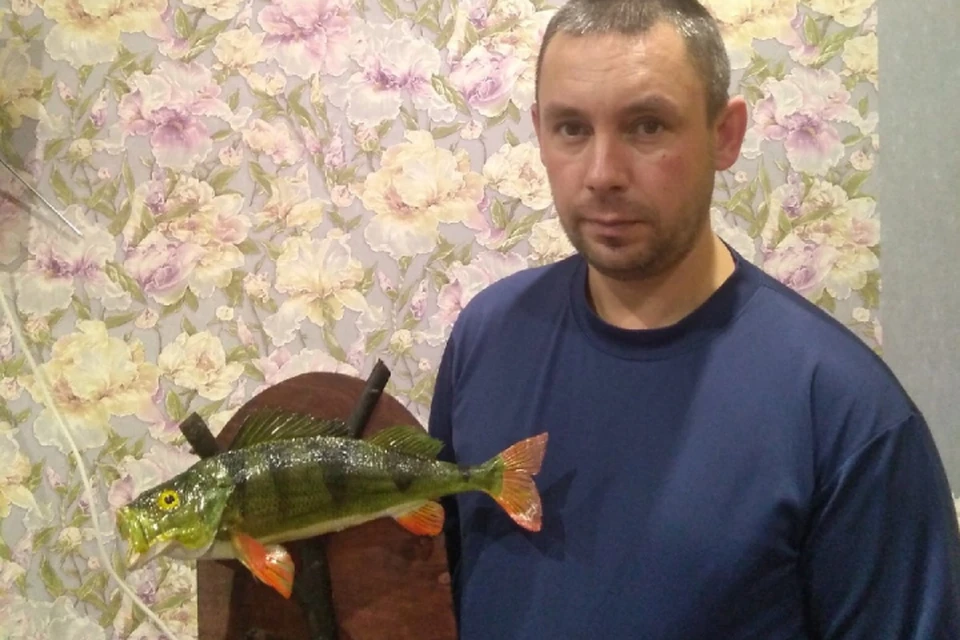 Тоболяк создает реалистичные чучела рыб. Фото: Александр Булашев.