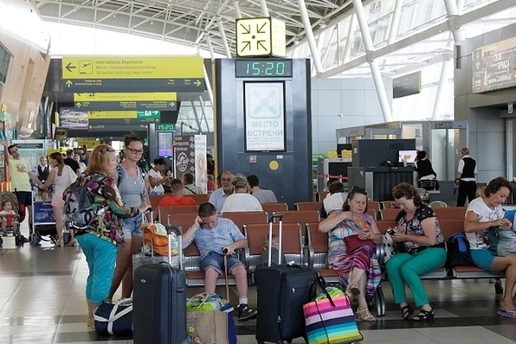 «Свободных номеров нет!»: летом Казань заполонили туристы, отели загружены по максимуму
