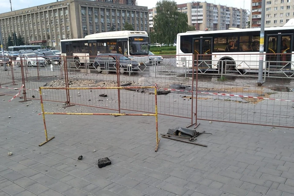 В Липецке отремонтировали участок на площади Победы, где забил фонтан из кипятка