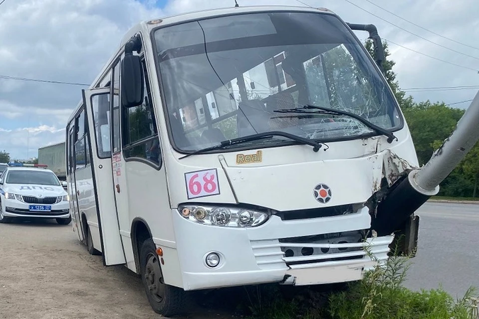 Прокуратура проверяет обстоятельства аварии с автобусом №68 в Хабаровске