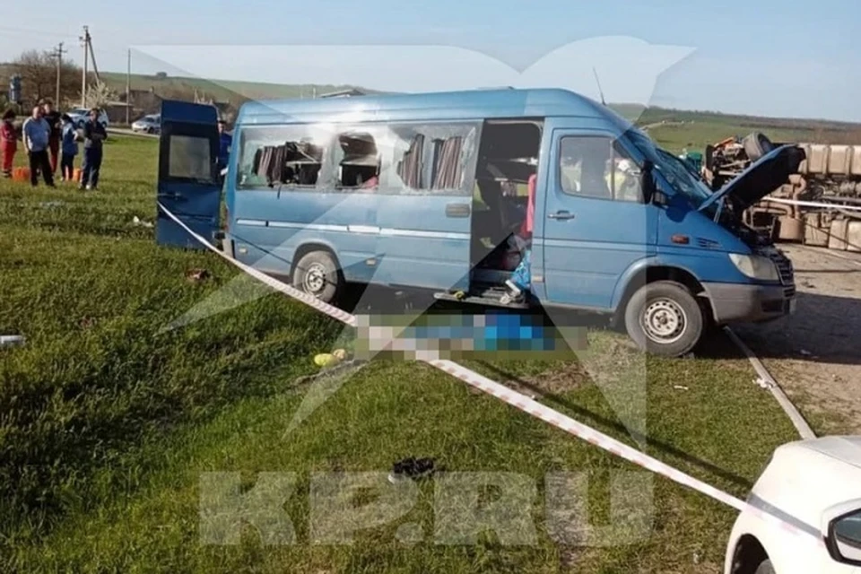В аварии погибли пять девочек. Фото: предоставлено очевидцами