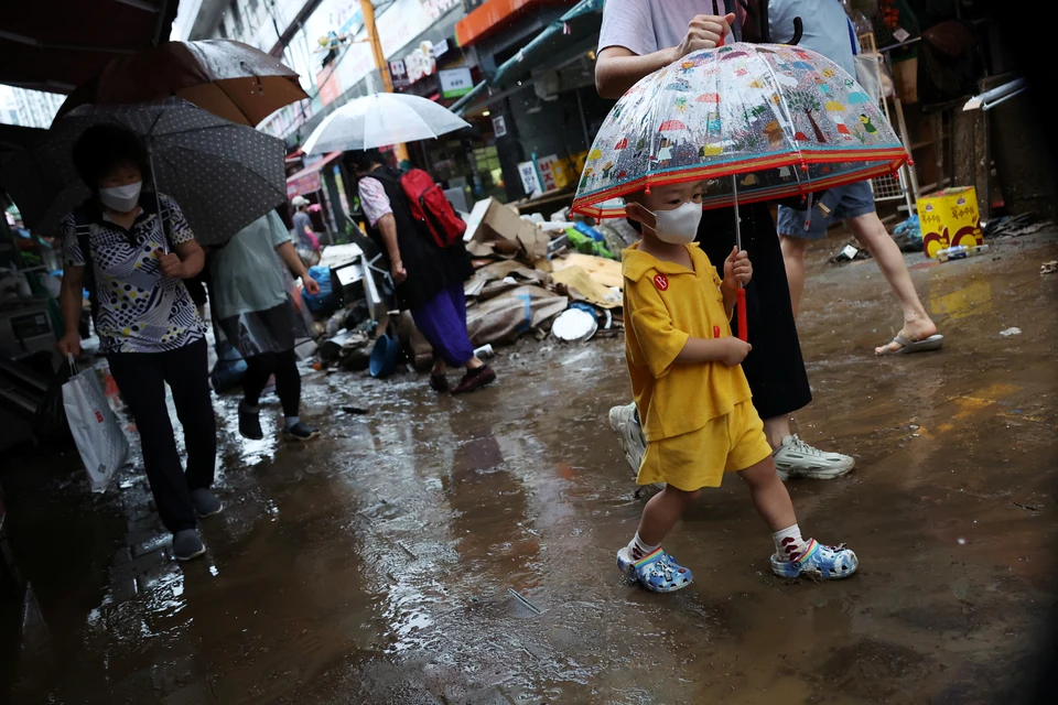 Семь человек погибли и девять пострадали в результате сильнейших дождей в Южной Корее