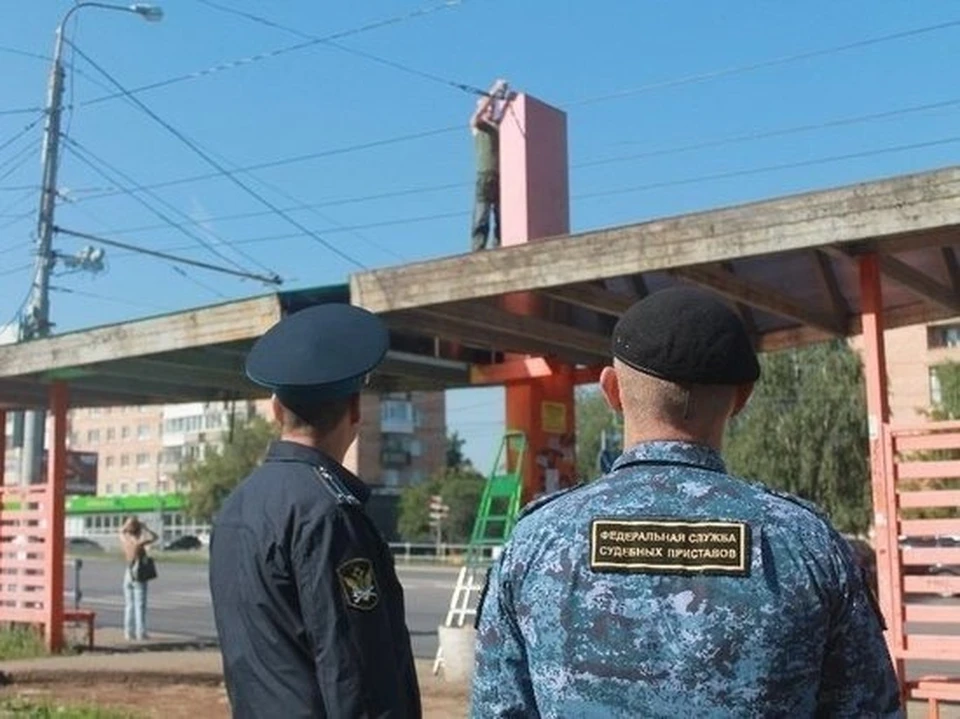 Администрация Ижевска не стала продлевать договор аренды, но это не помешало предпринимателю продолжать свою деятельность. Фото: пресс-служба УФССП по УР