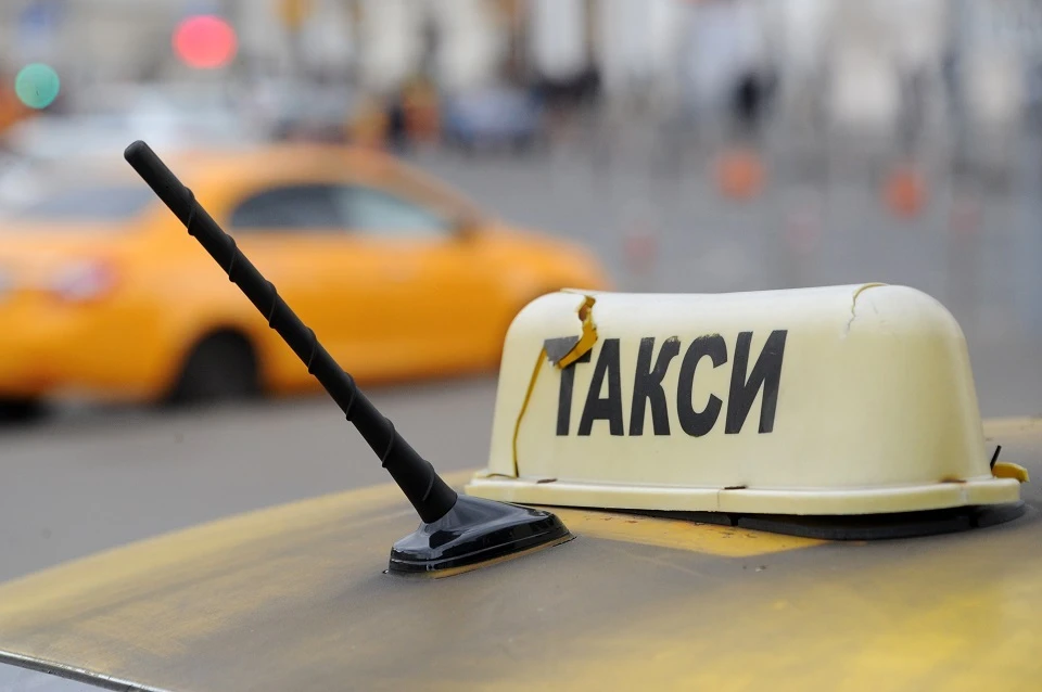 Жительница Иркутска отказалась платить в такси и подожгла машину