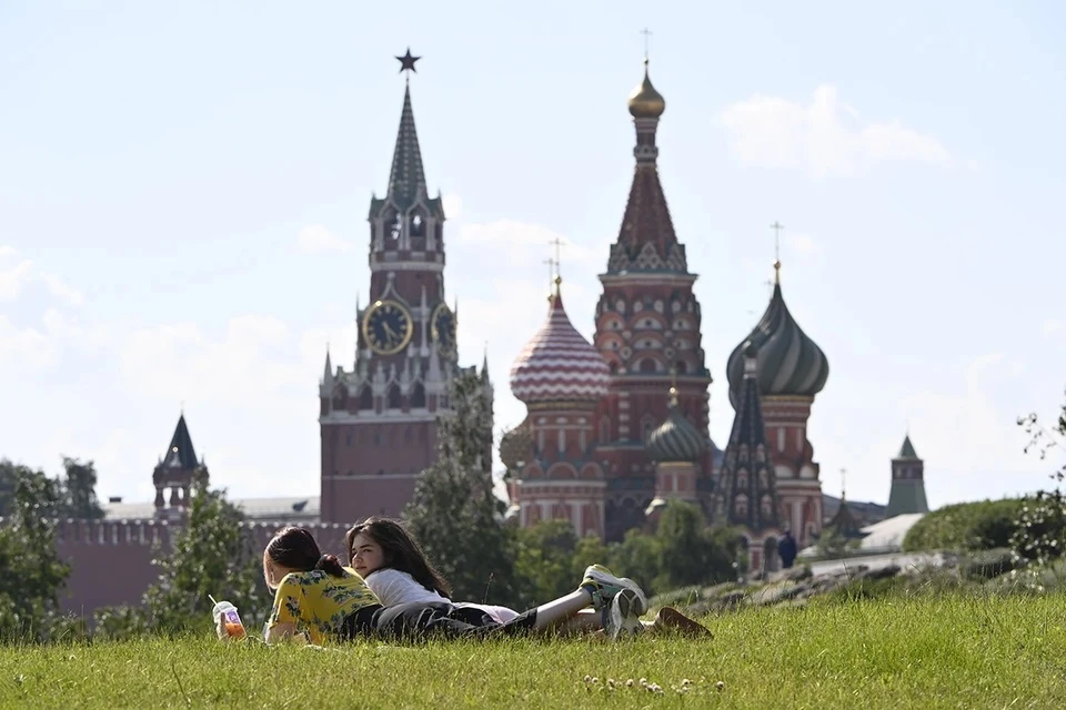 Метеоролог пообещал москвичам летнее тепло и никаких осадков