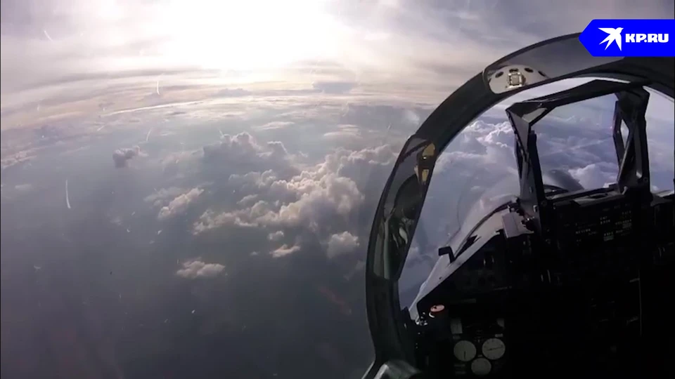 Боевой вылет истребителя Су-35С на Украине
