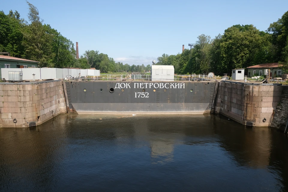 Кронштадт остался без воды утром 16 августа.