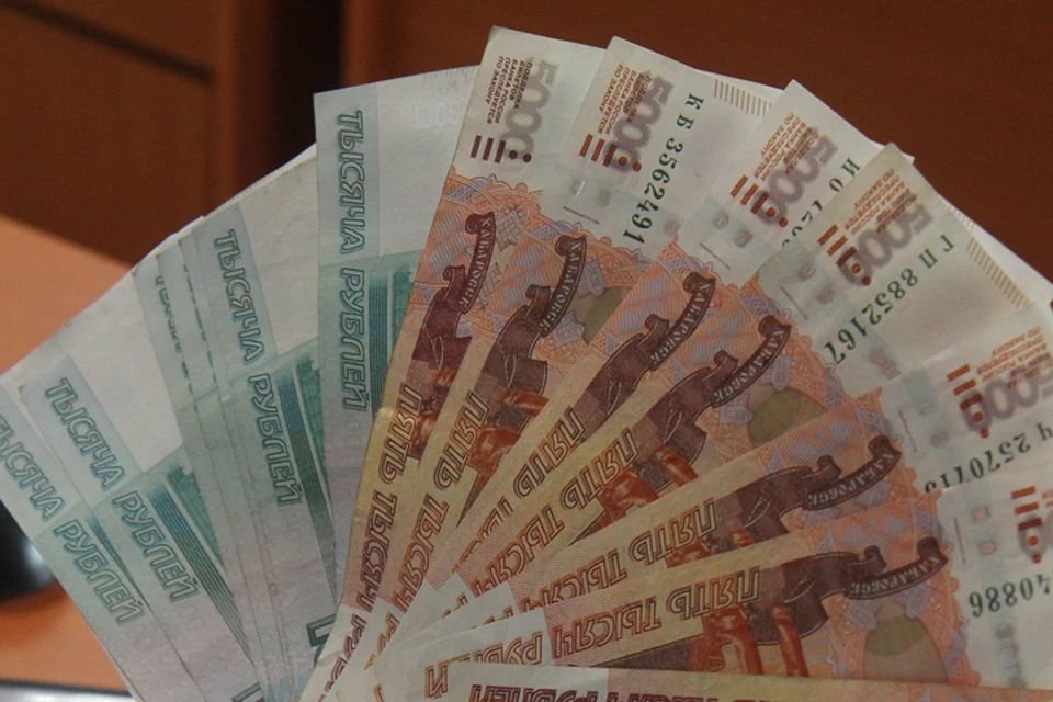 100 тысяч рублей выплатит УК упавшей из-за плохой уборки двора девочке в Иркутске