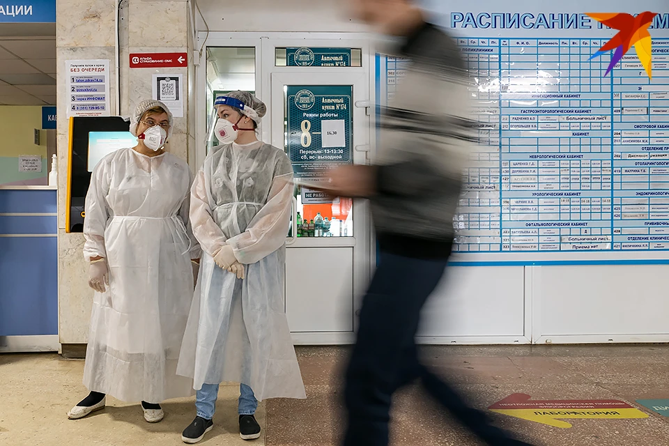 Вход в такие кабинеты отдельный, чтобы больные не пересекались с другими посетителями.