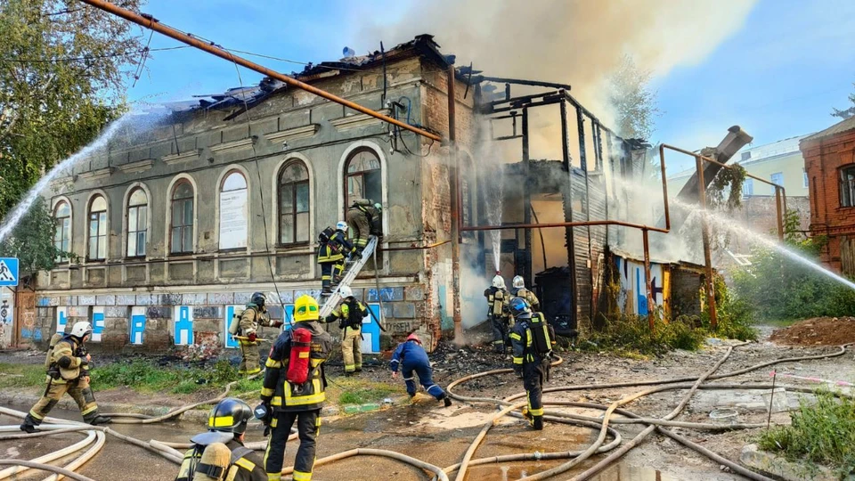 Уголовные дела возбудили после возгорания домов в центре Нижнего Новгорода
