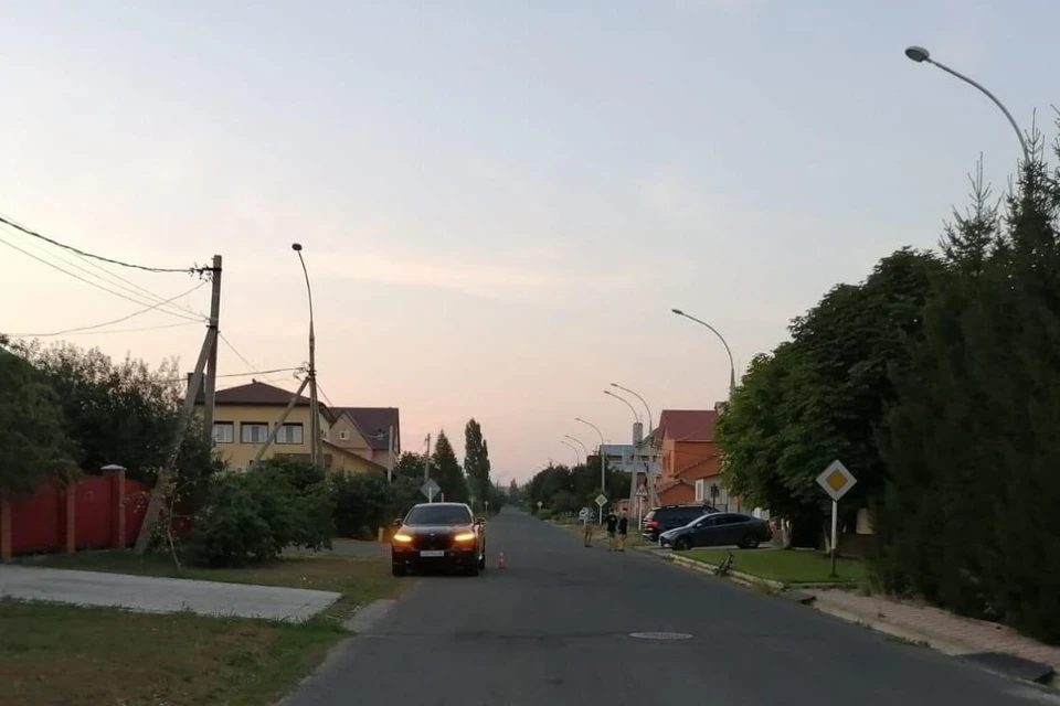 По предварительной версии, велосипедист не ступил дорогу и попал под колеса иномарки