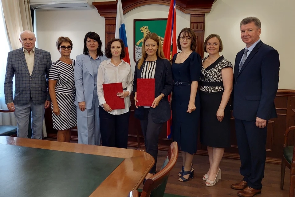 Договор подписан 26 августа.