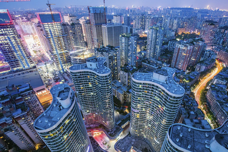 Китайские власти всерьез озабочены разворачивающимся кризисом и обещают не допустить того, чтобы строительный «пузырь» резко лопнул