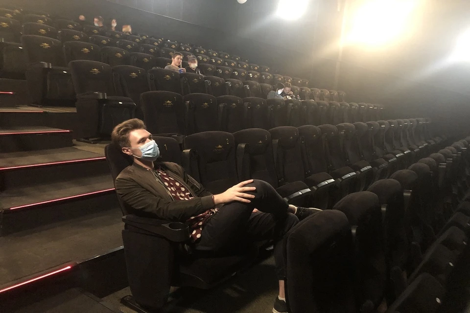 В Кузбассе в частных кинотеатрах показывают «запрещенку».