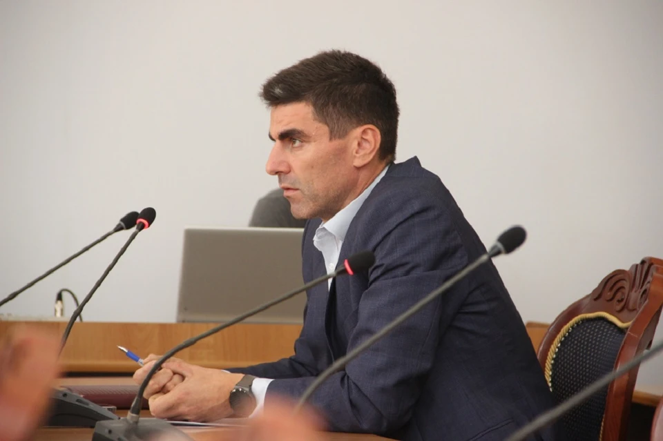 Дмитрий Берекчиев рассказал о планах отремонтировать ТЦ "Континенталь" в Ростове. Фото: пресс-служба Ростовской гордумы.