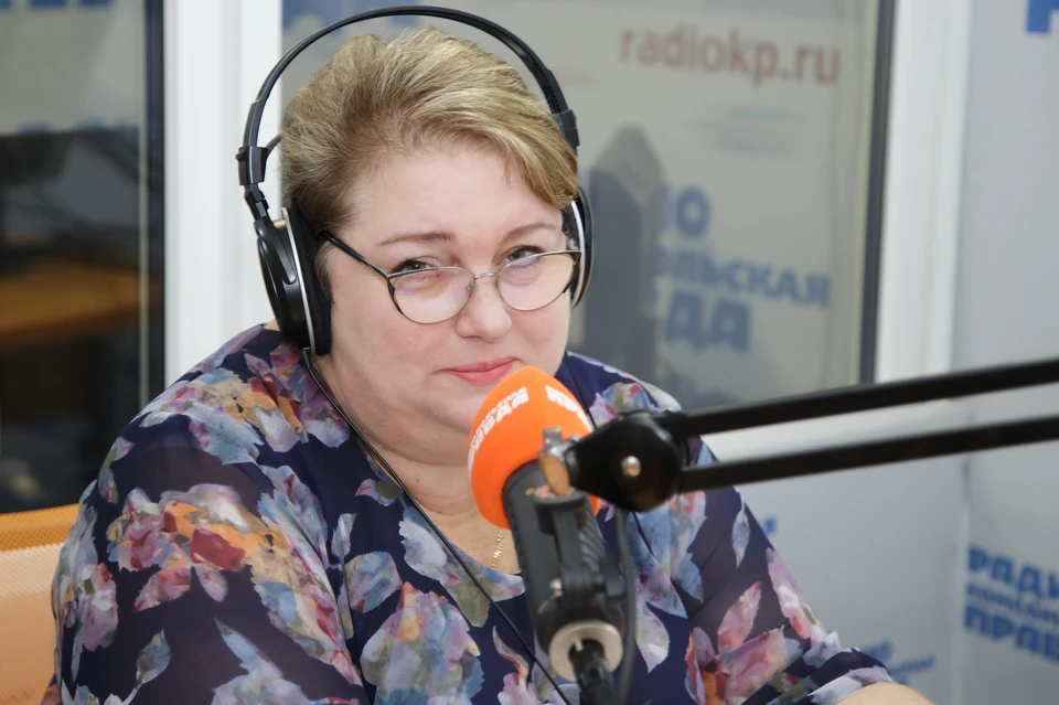 Елена Воробьева в студии радио КП - Краснодар