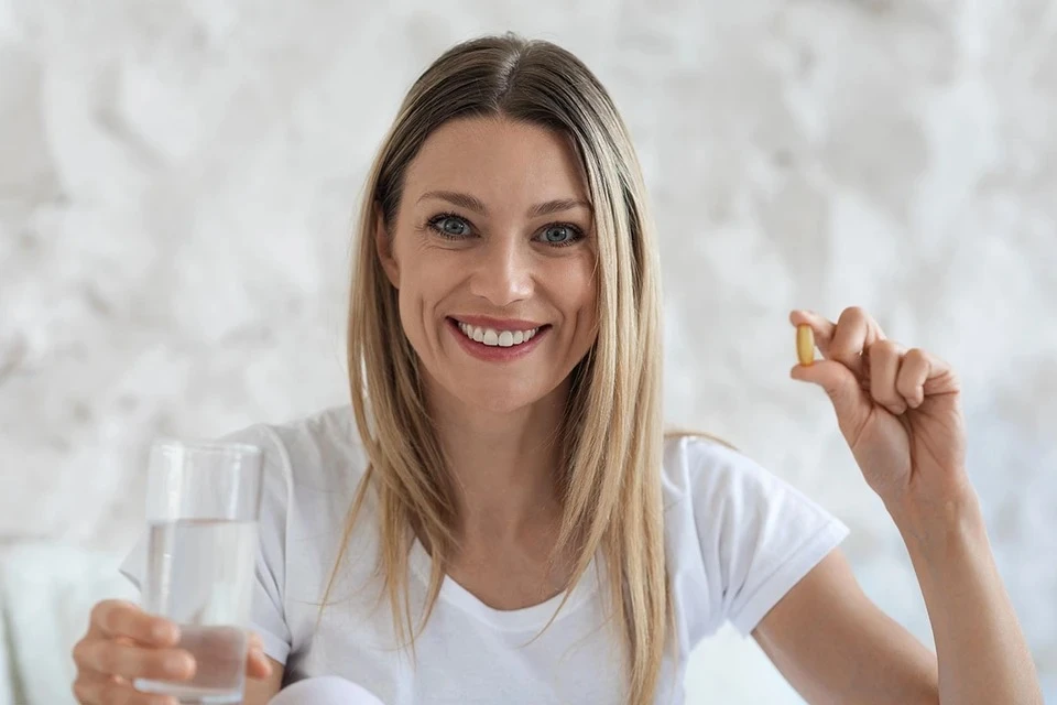 Если вы чувствуете, что едите недостаточно разнообразно, нужно осенью дополнительно пить витамины. Фото: Shutterstock