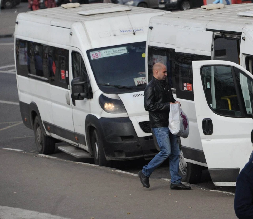 Саратовцы после салюта смогут уехать домой на общественном транспорте -  KP.RU