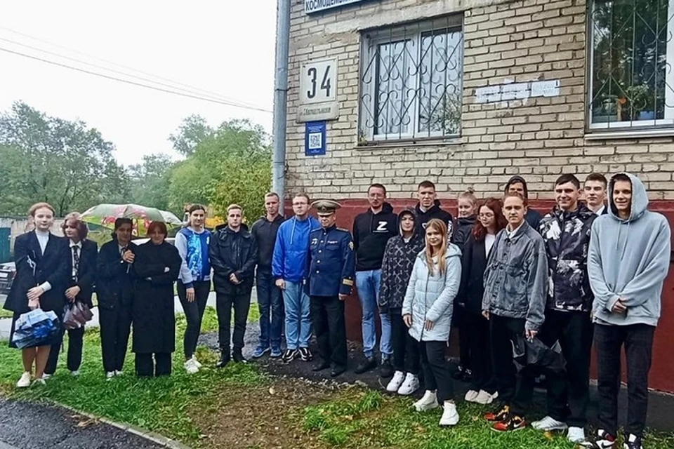 Табличку с QR-кодом в память о Зое Космодемьянской открыли в Хабаровске