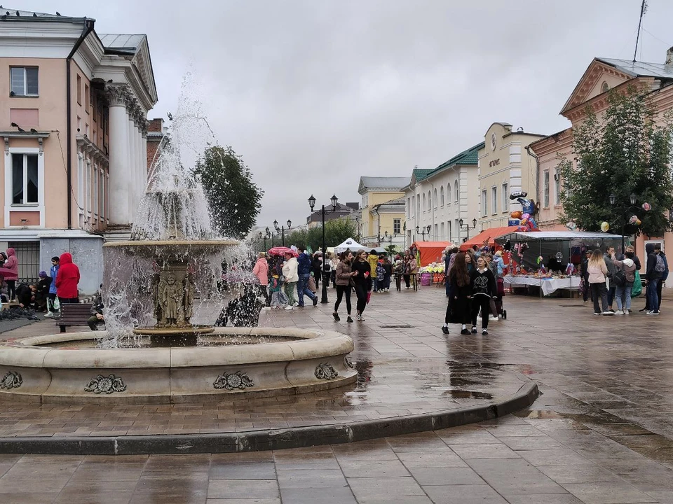 Погода город вольск. Вольск (город). Николаев фото 2022. Города Украины сейчас фото. Николаев Украина сейчас.