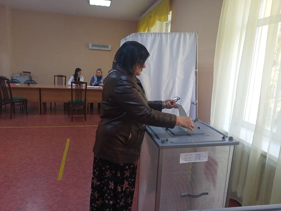 В голосовании принимают участие граждане республик ЛНР, ДНР, Херсонской и Запорожской областей.
