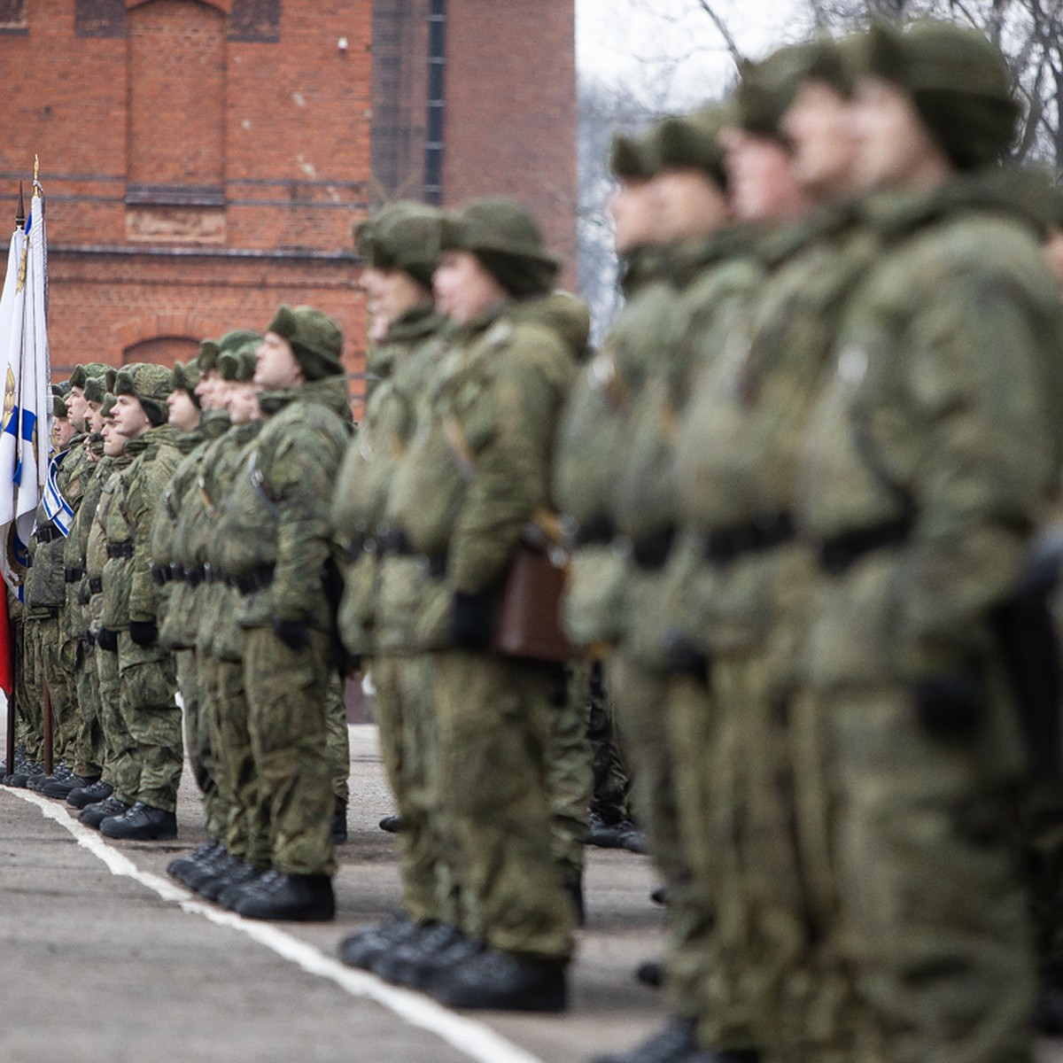 Могут ли отправить домой из военкомата и как выехать за границу: 5 вопросов  о частичной мобилизации в Калининграде - KP.RU