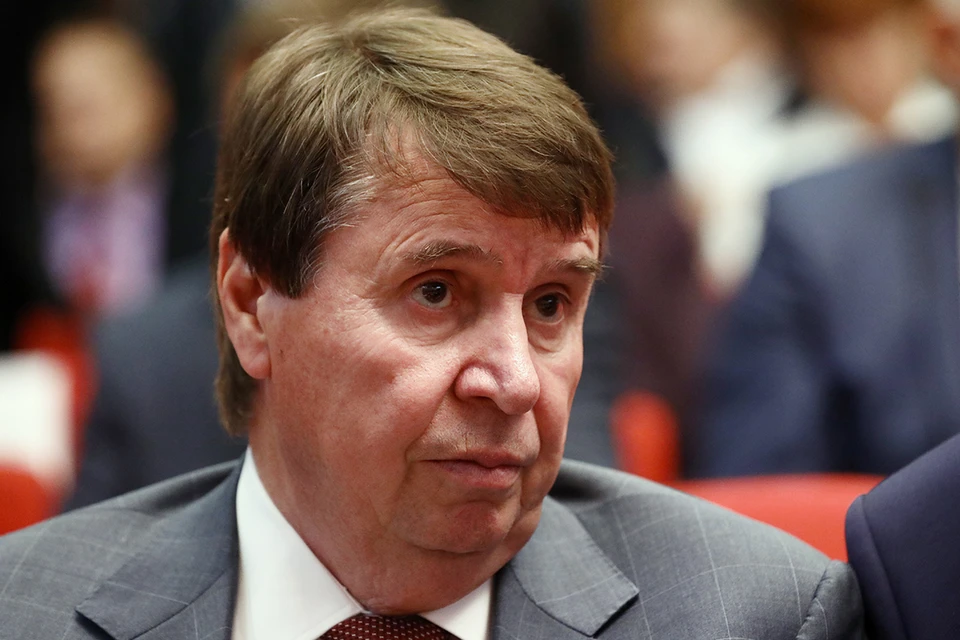 Политик считает, что можно оставить право выезда по здоровью. Фото: Сергей Мальгавко/ТАСС