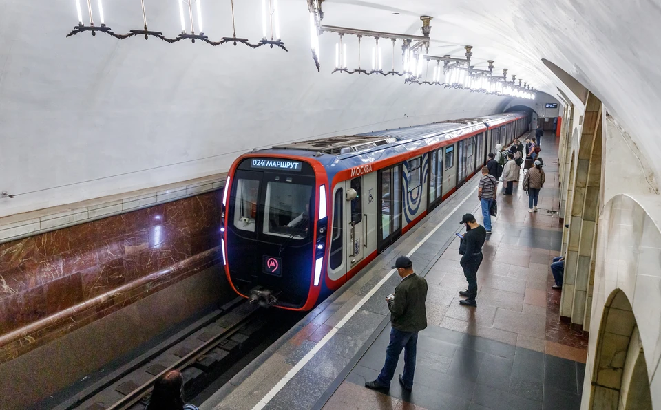 Метро 2020. Поезд метро. Вагон метро. Поезда метро России. Поезд метро Москва.