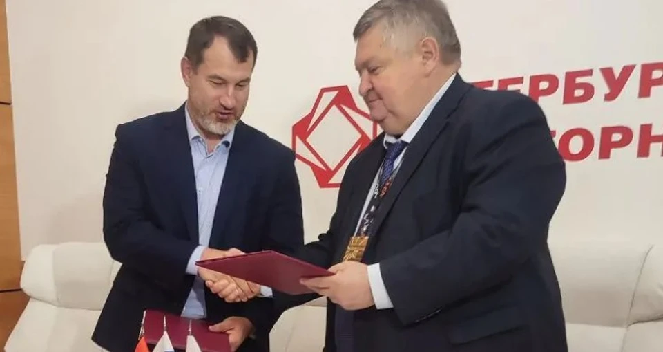 Машиностроительное предприятие в 2023 году поставит в регион 150 тракторов