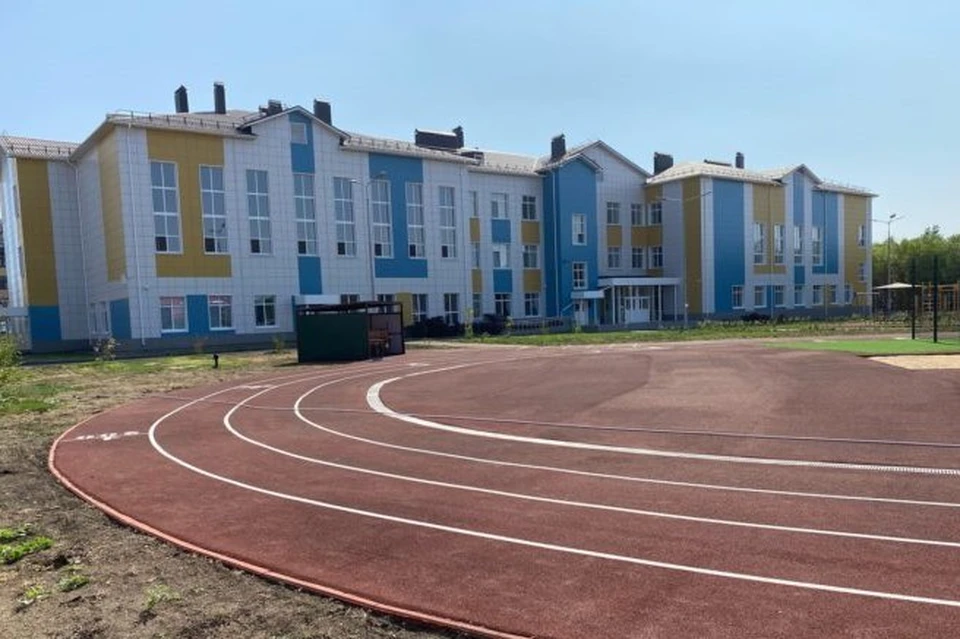 Эвакуация проходит в двух корпусах лицея. Фото: Оренбург Медиа