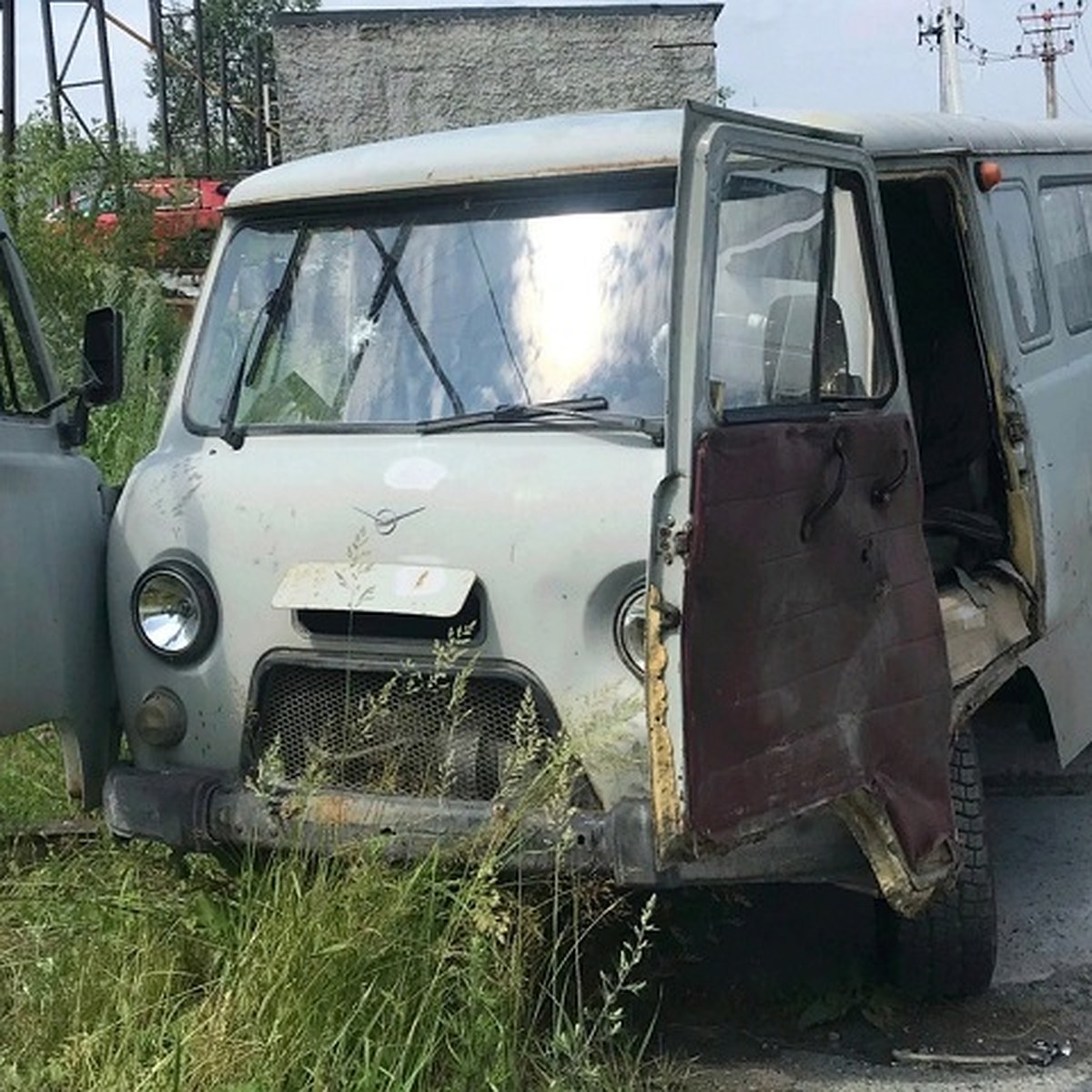 Уралец решил откатить чужой «УАЗ» от гаража до пункта металлолома, но был  пойман - KP.RU