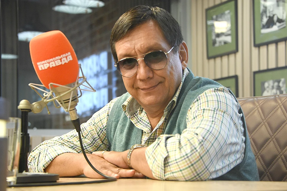 Егор Кончаловский в студии Радио "Комсомольская правда".