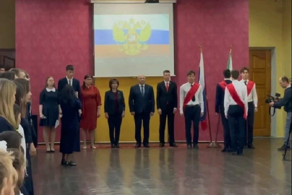 Мэр Хабаровска принял участие в «разговоре о важном» в школе №35